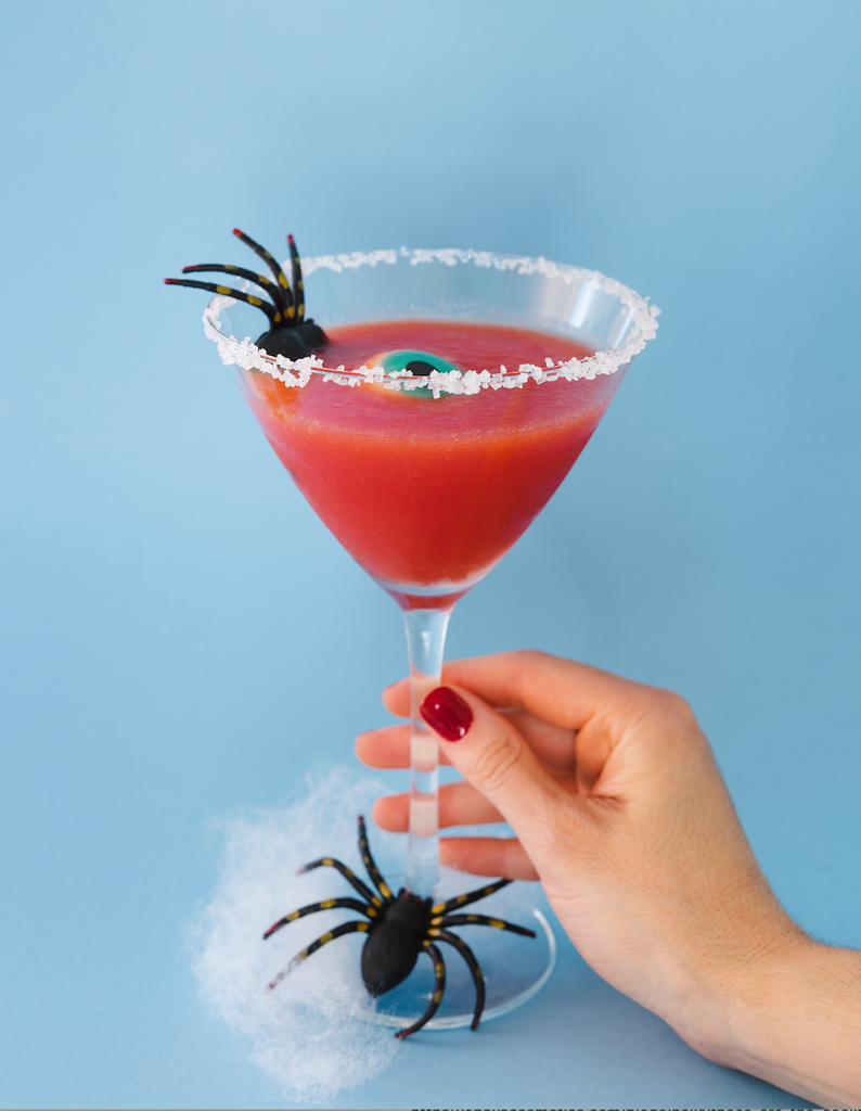 These are the cocktails you want to make for Halloween...
